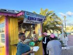 Daddy Brown Conch stand